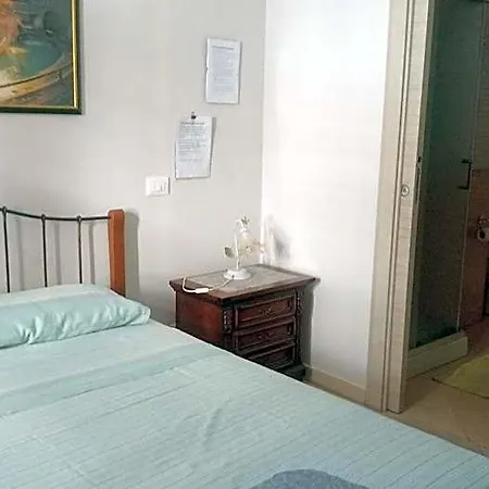 Paradise Hotel